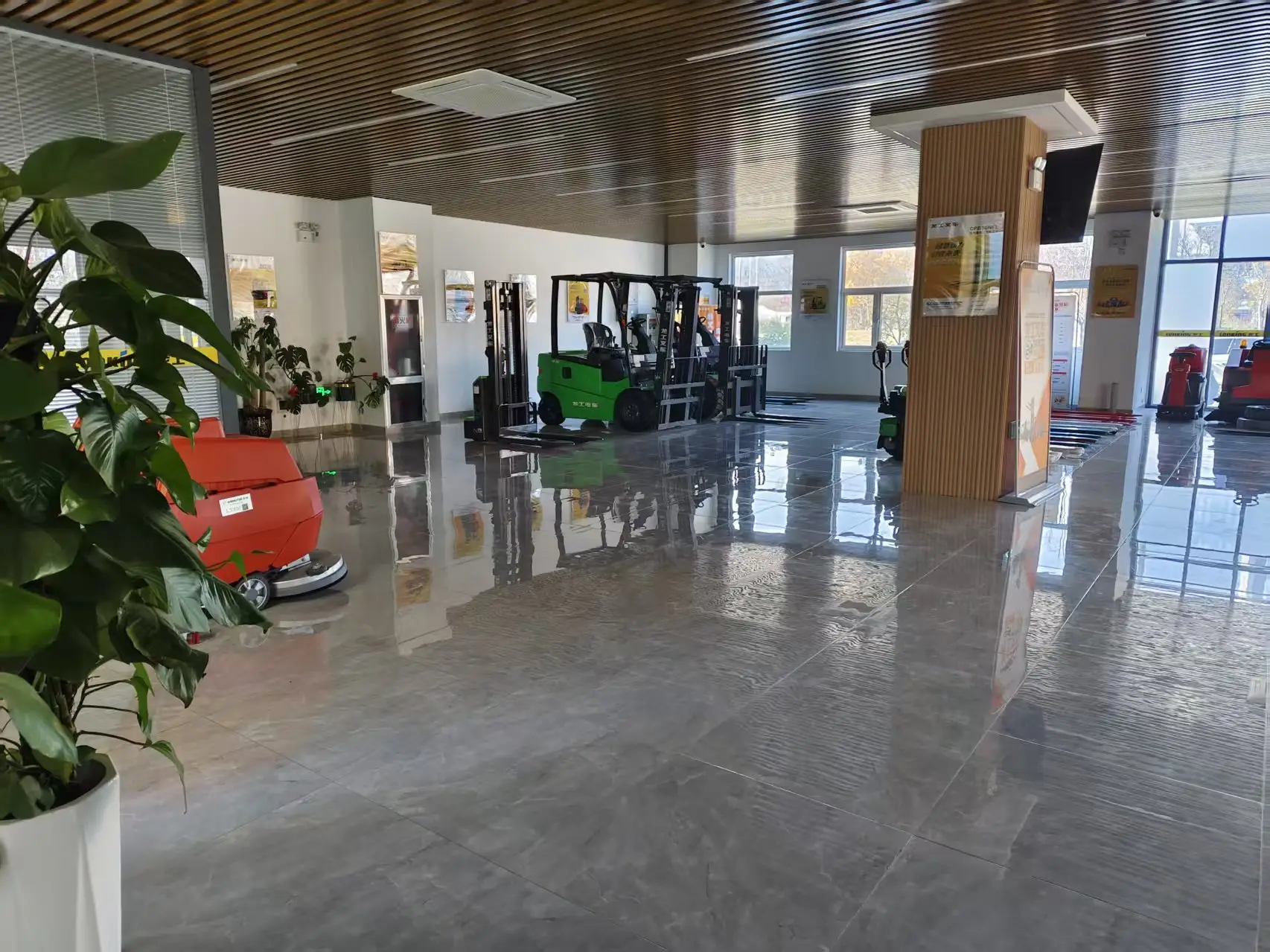 靠譜的倉儲叉車供應商推薦，讓你的倉儲物流更高效