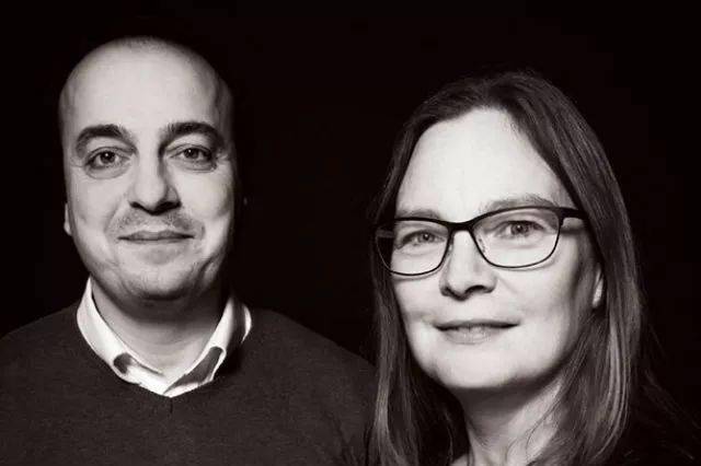 太拼了！為了保住畢業論文，研究生遭持槍搶劫時也沒撒手...