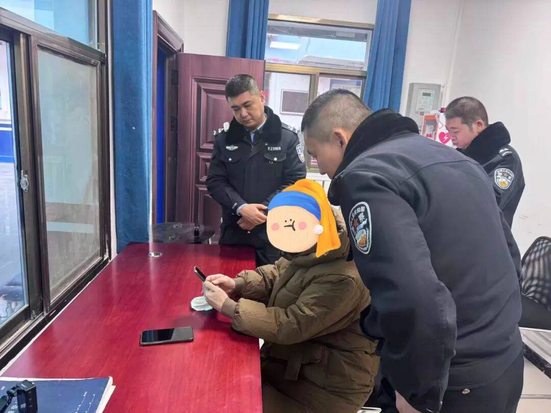 快遞員一眼識破騙局，成功攔截價值34萬餘元黃金！