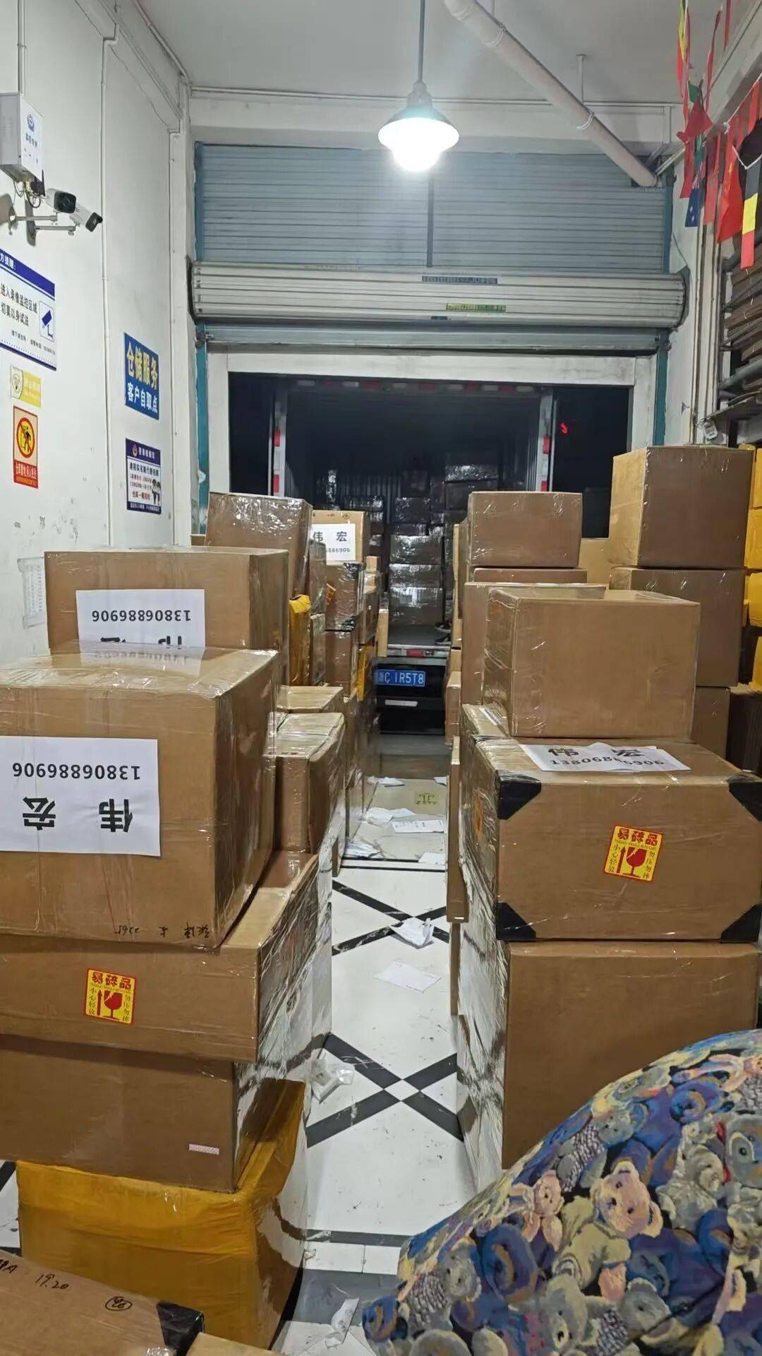 中東局勢升級，海運繞行，空運暴漲！中歐卡航，成全球物流「避風港」