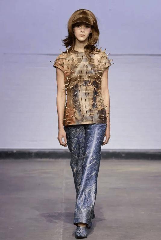 服裝畢業設計釋出 | 2026中央聖馬丁藝術與設計學院-研究生服裝畢業秀！