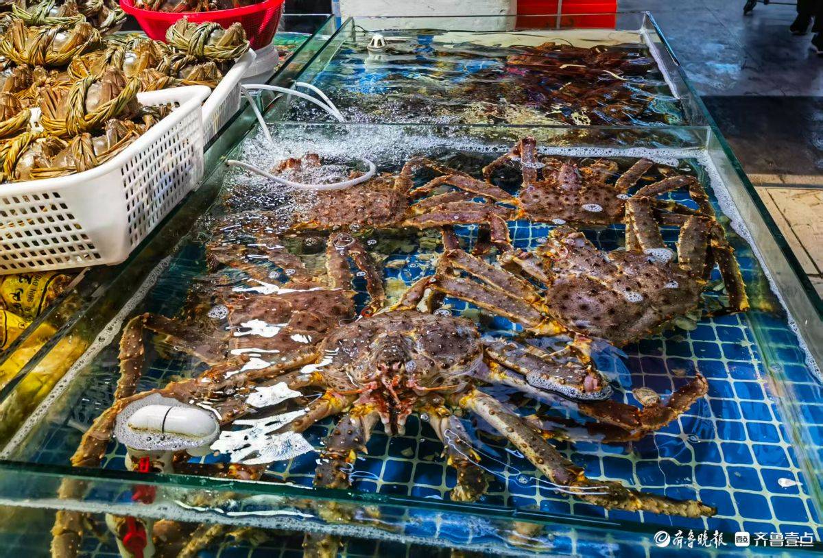 熱鬧的市集，誘人的美食